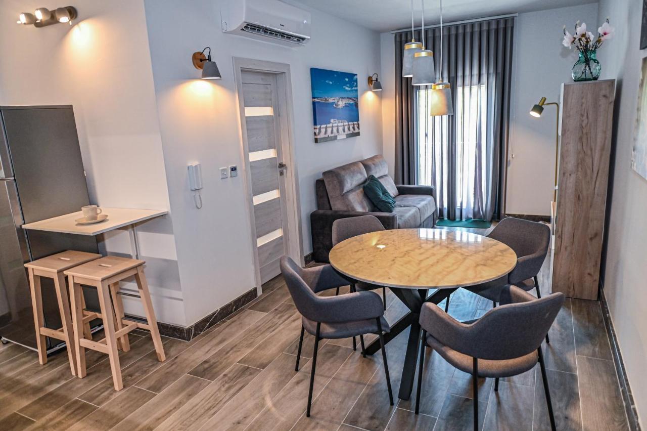 Droplet Apartment Kalkara Bagian luar foto