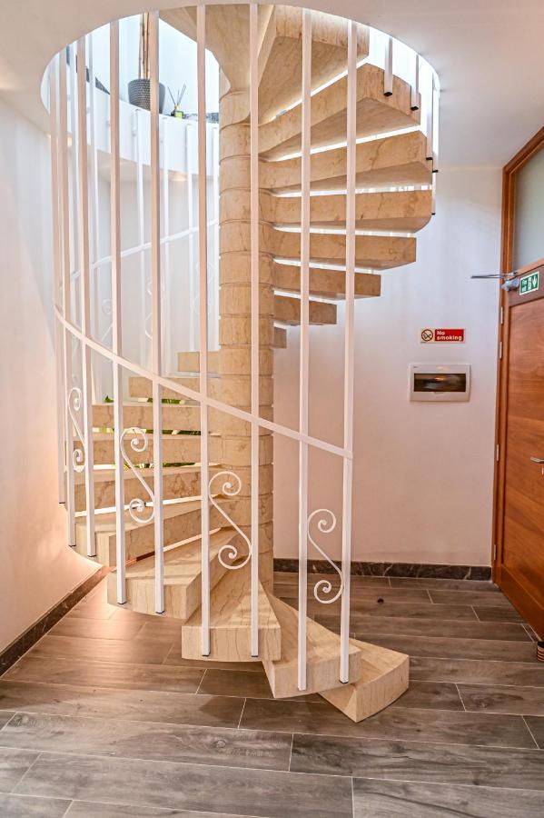 Droplet Apartment Kalkara Bagian luar foto
